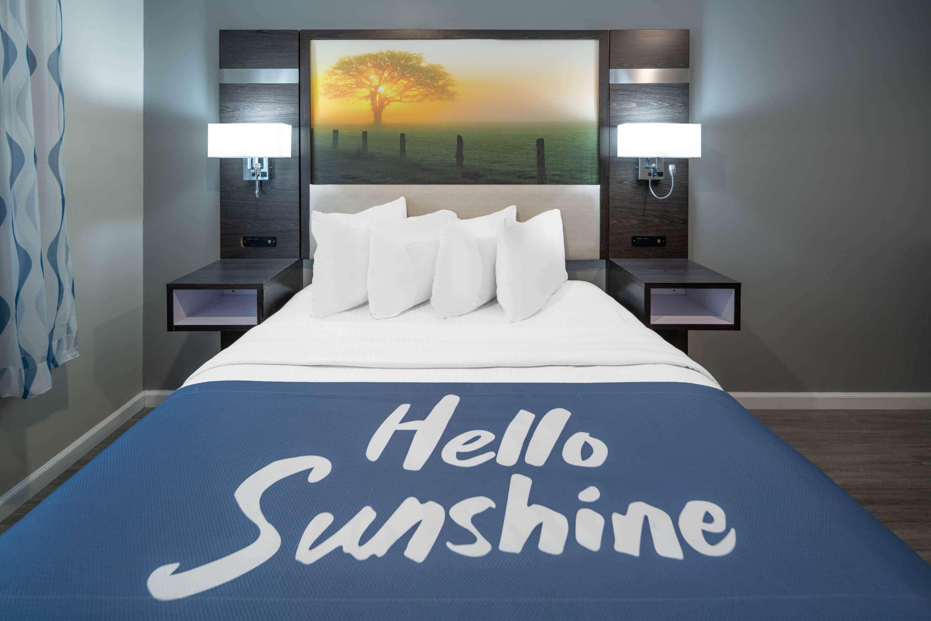 Days Inn By Wyndham Galt - Elk Grove South Eksteriør billede